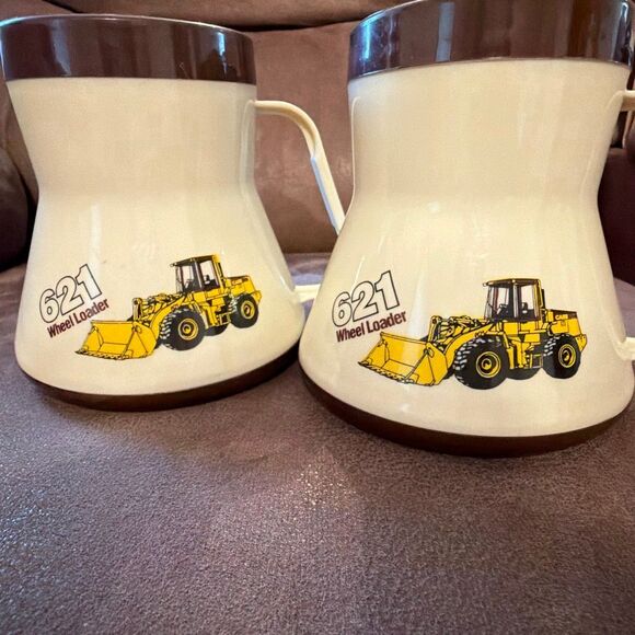 Vintage Case 621 Loader Promo Mugs Set of 2 • Construction Equipment Advertising - Picture 8 of 9